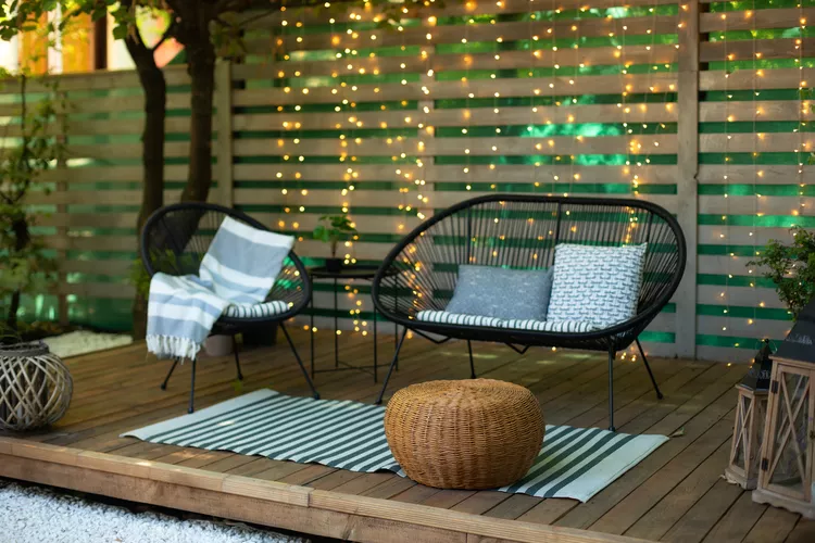 How to choose patio lights